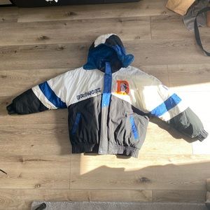 Pro Player Mens NFL Vintage Denver Broncos Puffer Coat Jacket